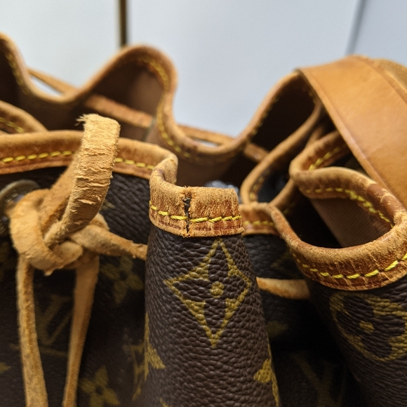 Louis Vuitton Monogram Noe Shoulder Bag - Picture 14 of 14
